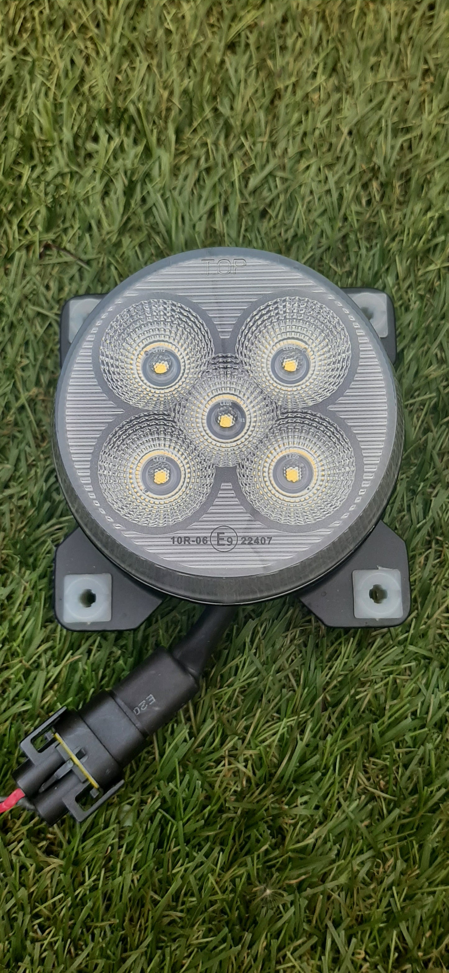 Roof/Bonnet Lamp - Round