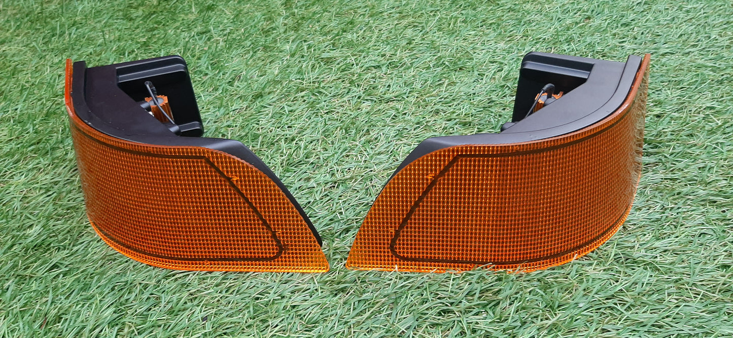 CASE Maxxum MX Magnum Amber LED Corner Roof Lamp Pair