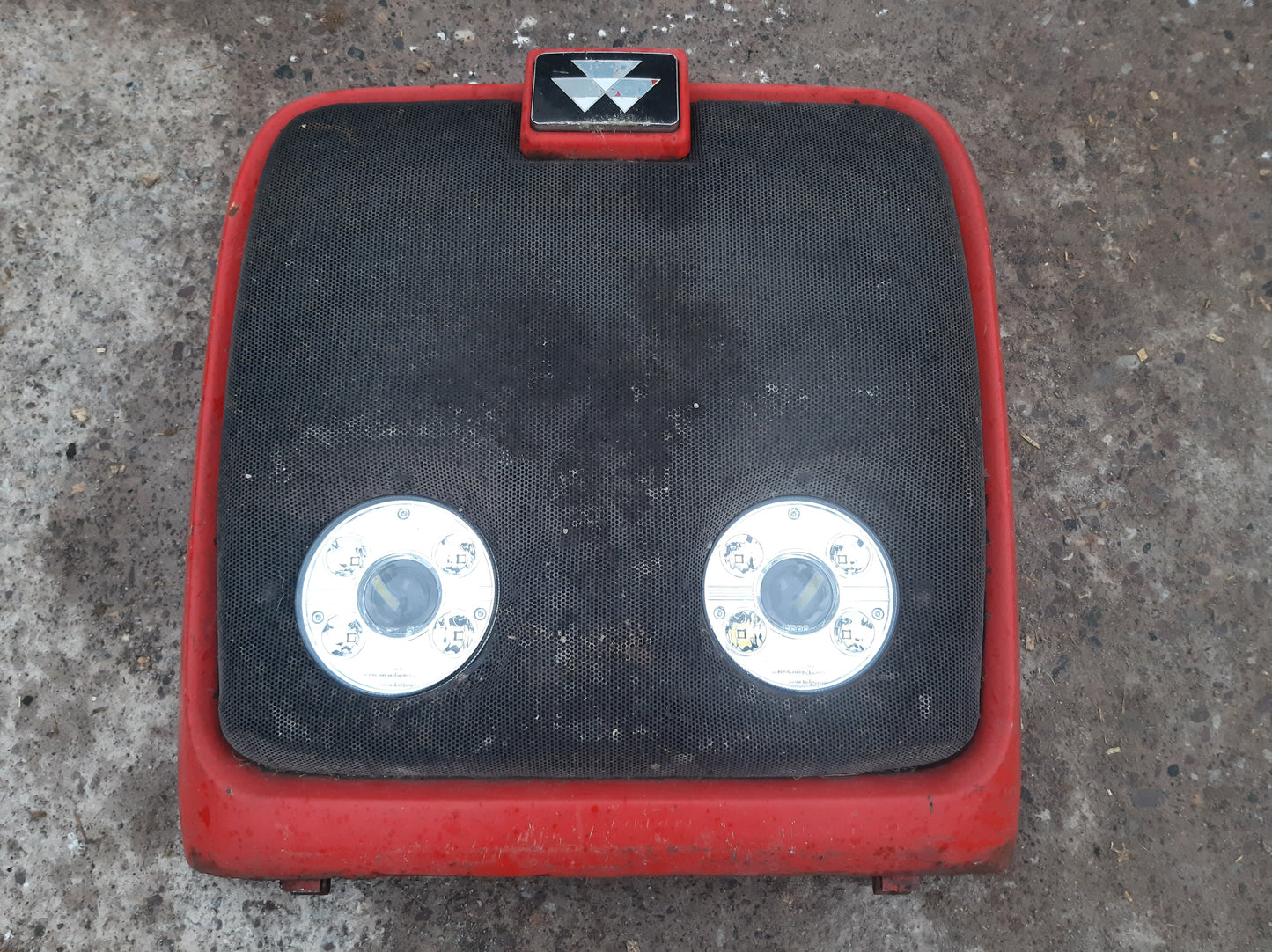 Massey 5000, 6000, 7000 Series - Tail Light Parkers Indicators Brake (Red/Amber) LED