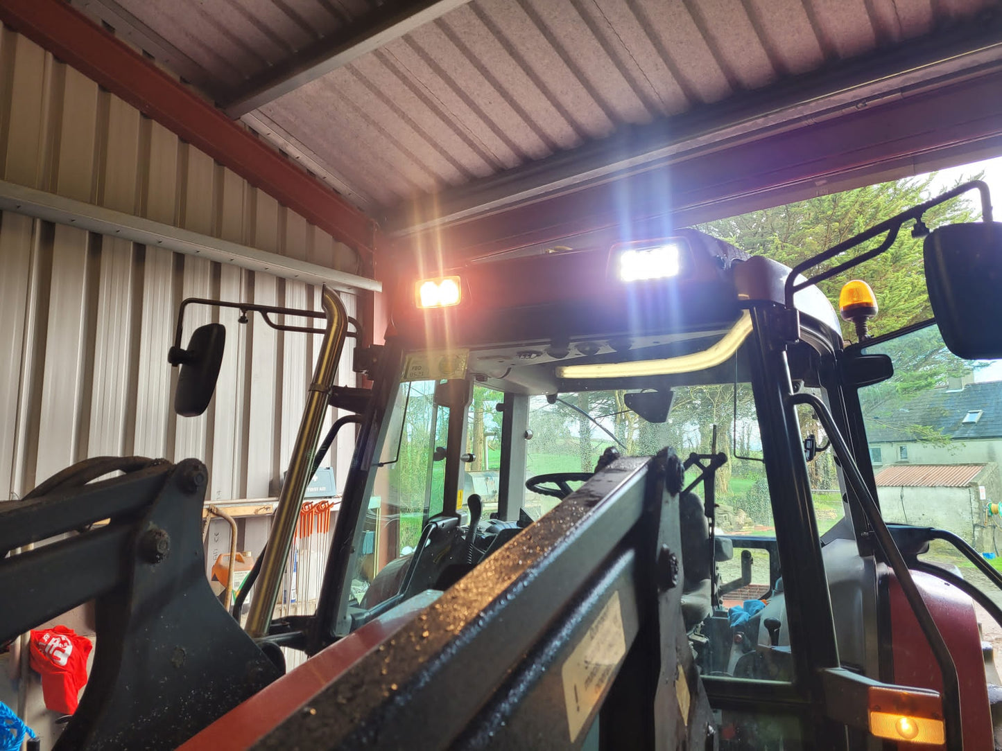 CASE CS / Fendt / John Deere / Massey Ferguson / Steyr / Zetor Rectangular LED Roof Front Lamp Flood Beam