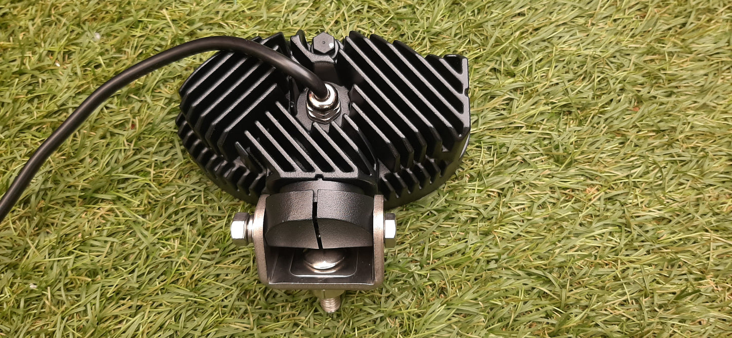Handrail/Roof/Mudguard Lamp, Oval, Side Mount